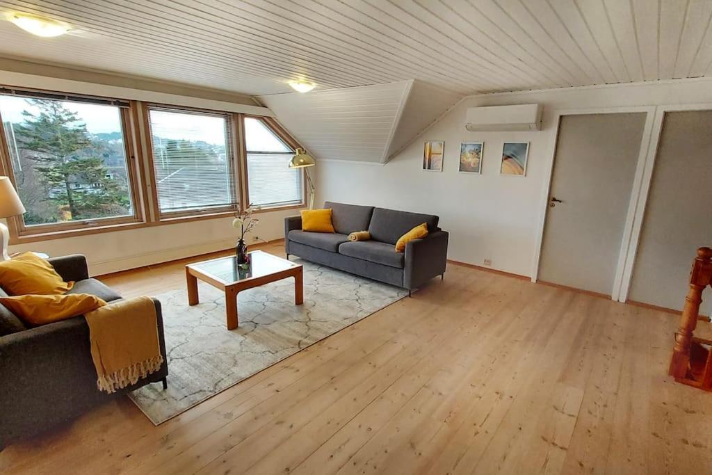 Large Home In Sola Tananger 외부 사진